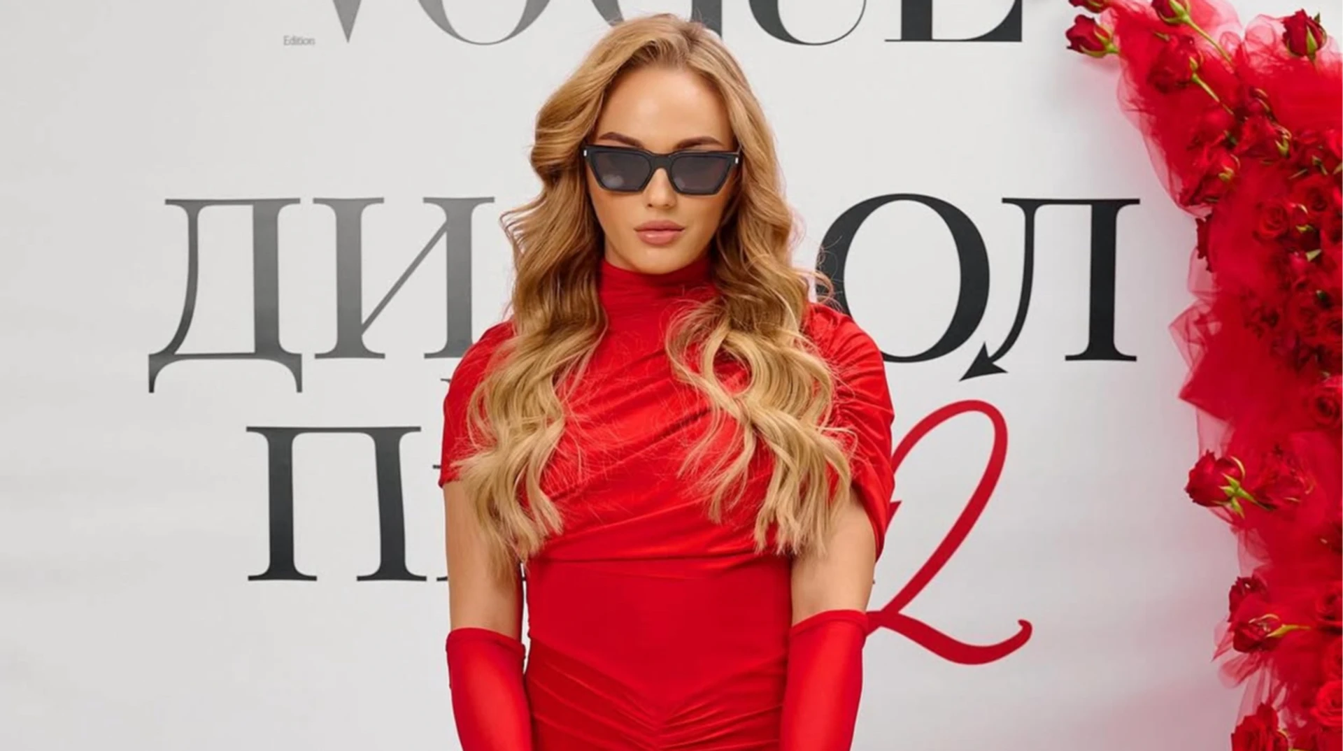 Білодід засвітилася на прем’єрі продовження культового фільму в ефектному образі: фото