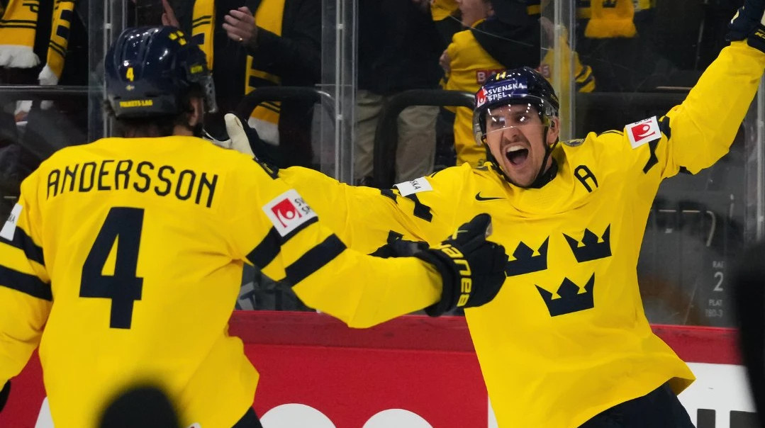 Фінляндія розтрощила Латвію, Швейцарія поступилася Швеції на чемпіонаті світу U-20