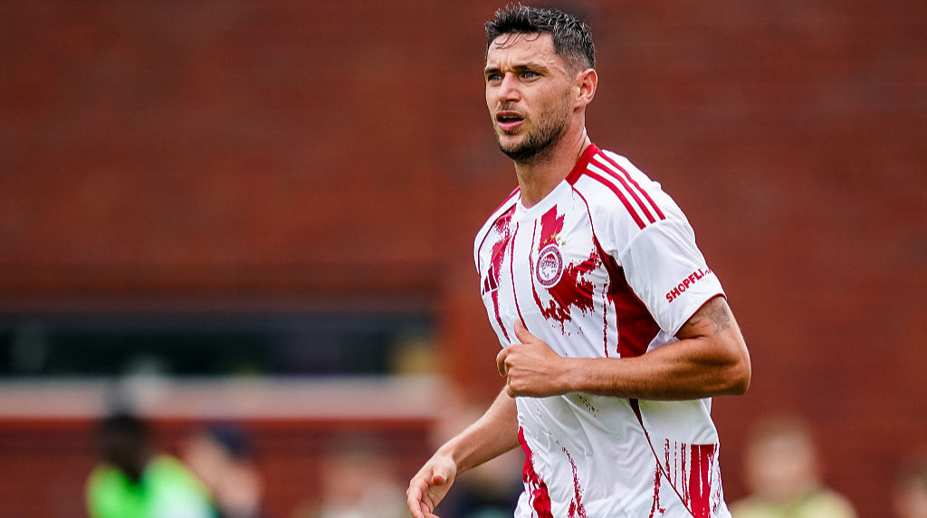 Яремчук вернулся в расположение Олимпиакоса, но в ближайших матчах не сыграет: известна причина