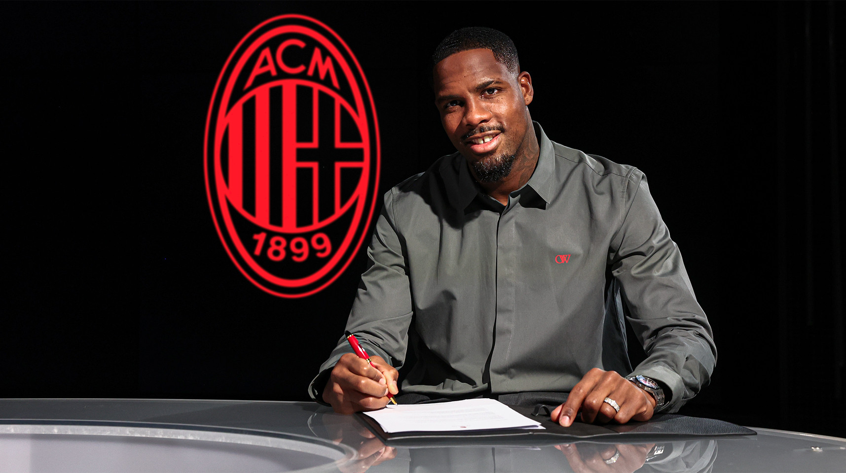 Основний воротар Мілана підписав новий контракт з клубом