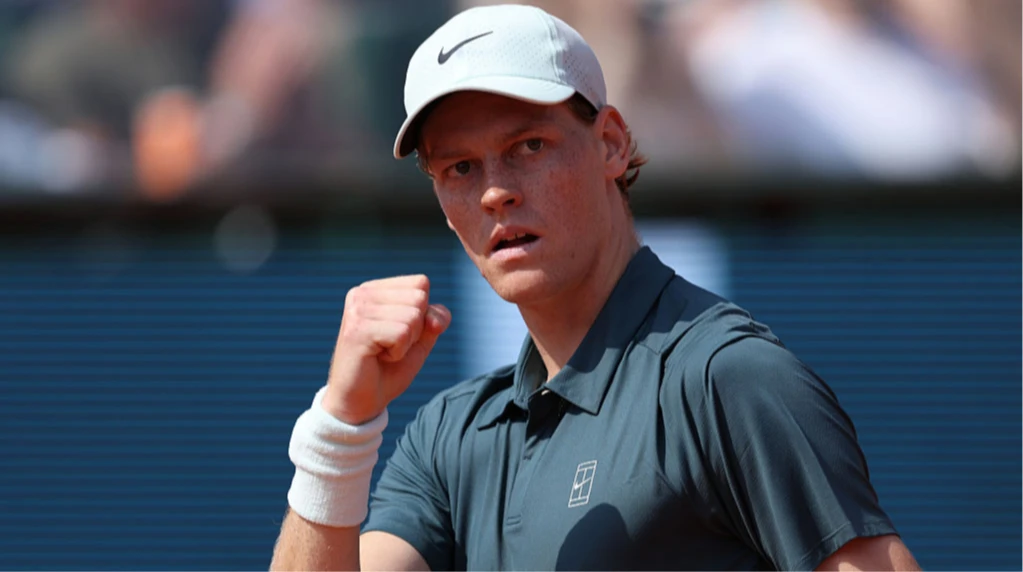 Сіннер виграв дводенний півфінал Мастерсу в Римі й виступить у фіналі