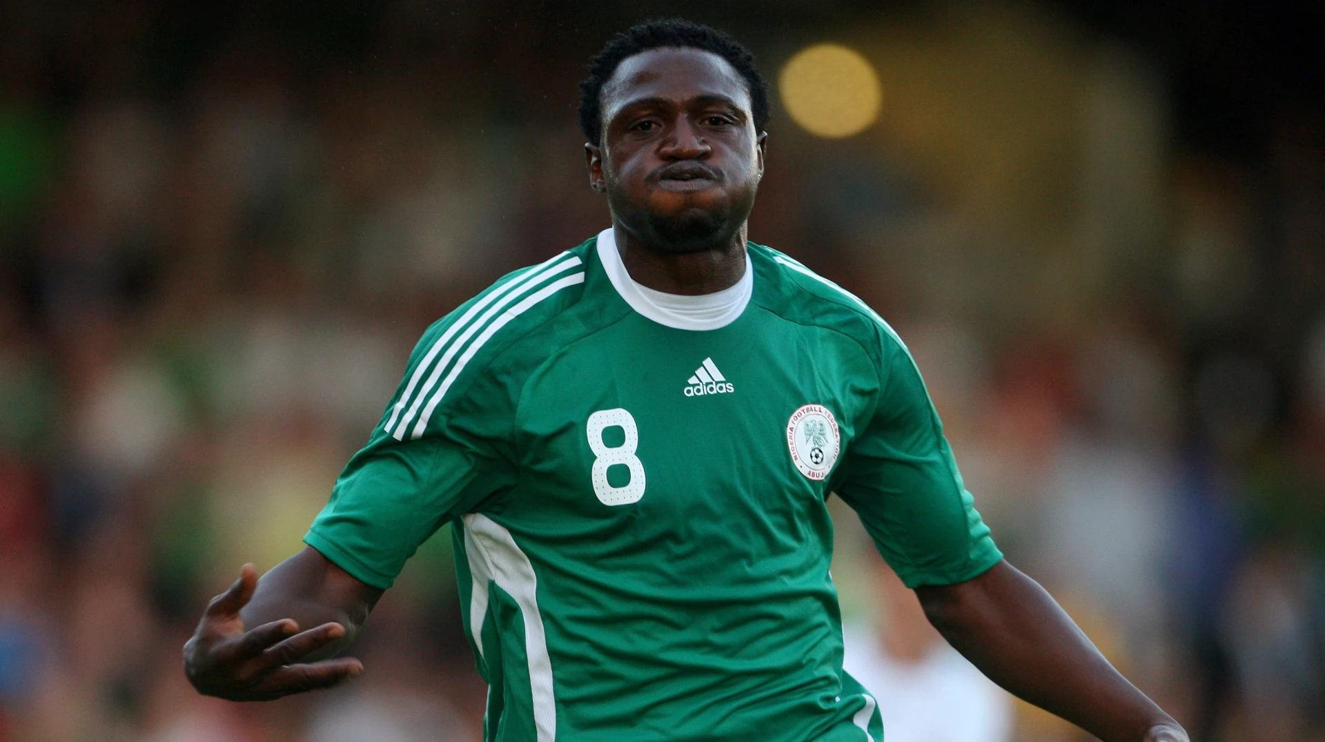 Під час матчу помер колишній футболіст збірної Нігерії