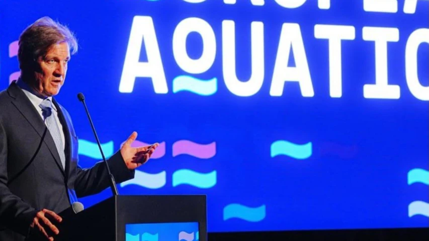 Президент European Aquatics прибув до РФ та обговорив можливість проводити там турніри