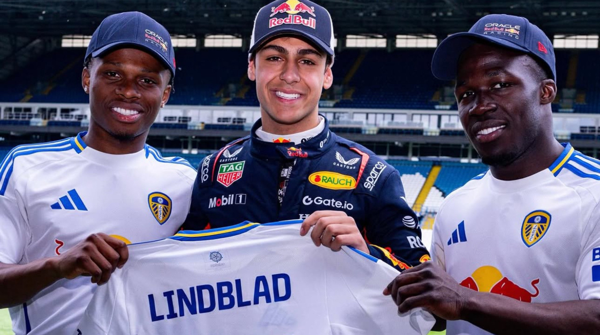 Футболісти клубу-новачка АПЛ влаштували гонку з болідом Формули-1