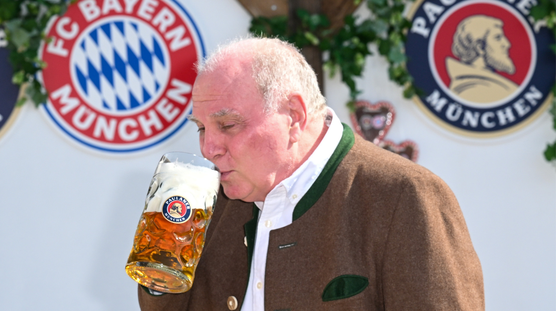 Улі Генесс – баварський Бернабеу. Він вижив у авіатрощі, відсидів за несплату податків і побудував ФК Голлівуд