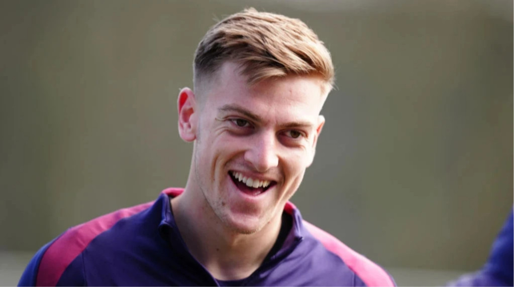 Манчестер Юнайтед – фаворит в борьбе за трансфер звезды молодежной сборной Англии