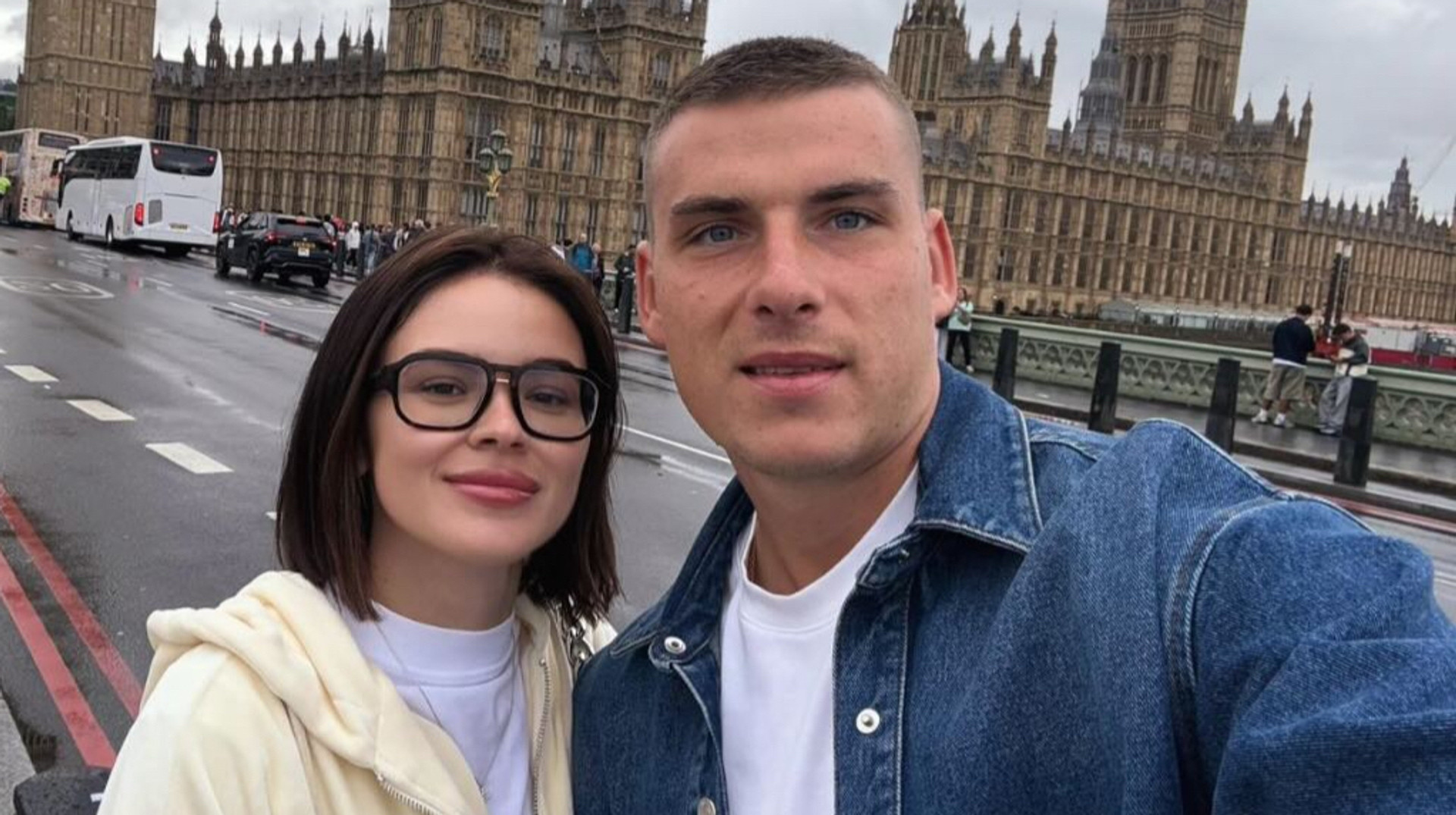 Підтримка для Усика з Мадрида: зірка збірної України завітав на вечір боксу в Лондоні