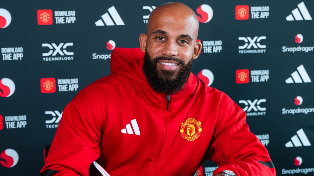 Клуб Ліги 2 отримає майже 10 мільйонів від трансферу Мбемо у Манчестер Юнайтед