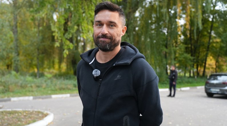 Экс-теннисист, а ныне военный ВСУ Александр Долгополов провел мастер-класс в Сумах