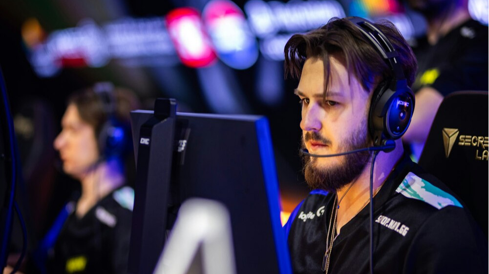 NAVI победили Complexity и вышли в BLAST Premier Fall Final 2024