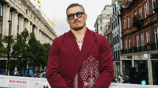 Велич – у простоті та людяності: Усик завітав до поранених бійців у Дніпрі