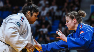 Відому французьку дзюдоїстку дискваліфікували за укус суперниці