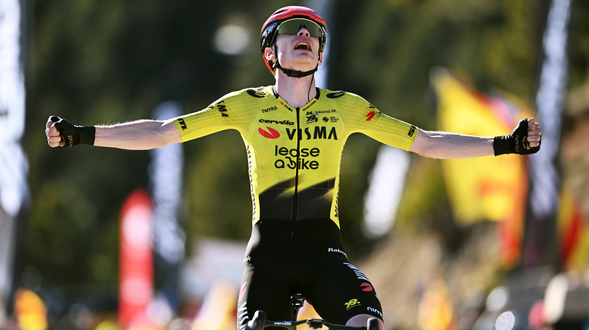 Домінування Вінгегора в Каталонії, подарунок для Ван дер Пула на E3 Saxo Classic. Підсумки тижня