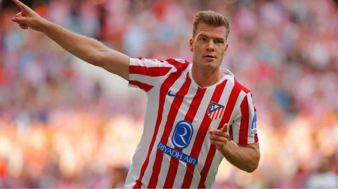 Барселона нацелилась на трансфер нападающего Атлетико
