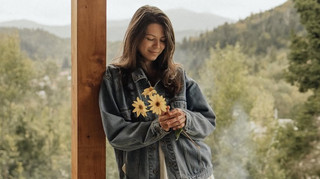 З Костюк і Якушенком: зірка українського фехтування прикрасила обкладинку нового номера Vogue Ukraine