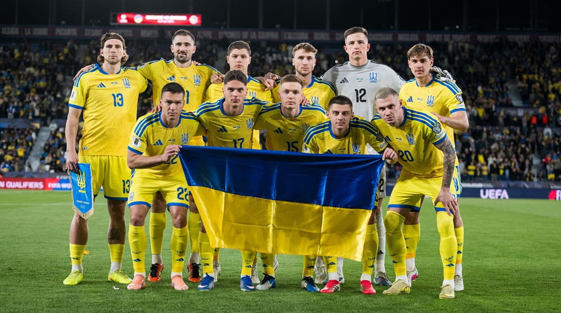 Має бути соромно: військовий журналіст, який дивився матч Україна – Швеція із побратимами, очікує відставки Реброва