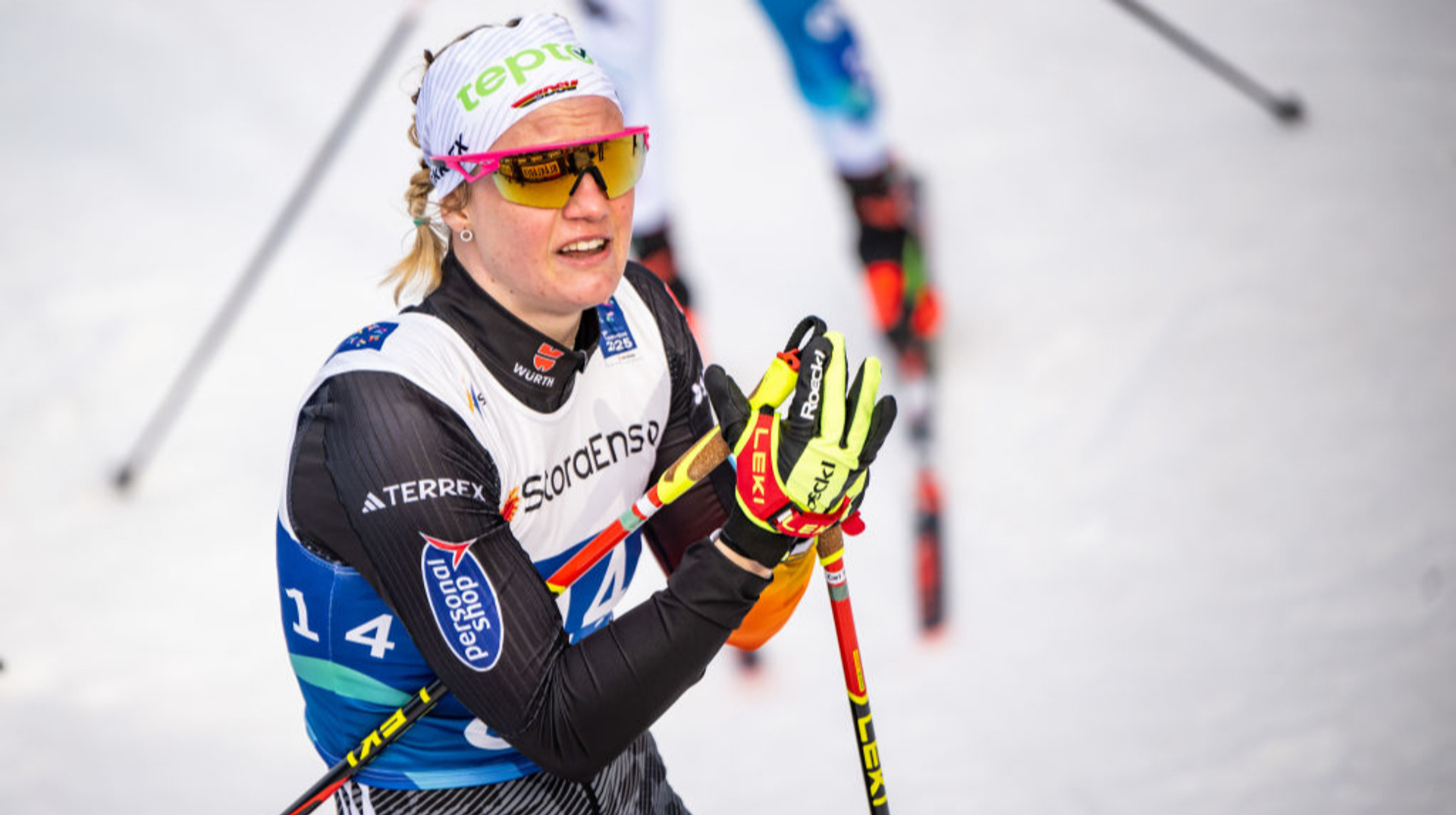 Стрибуни готуються до Літнього Гран-Прі, допінг-скандал навколо Карл. Дайджест новин лижного міжсезоння