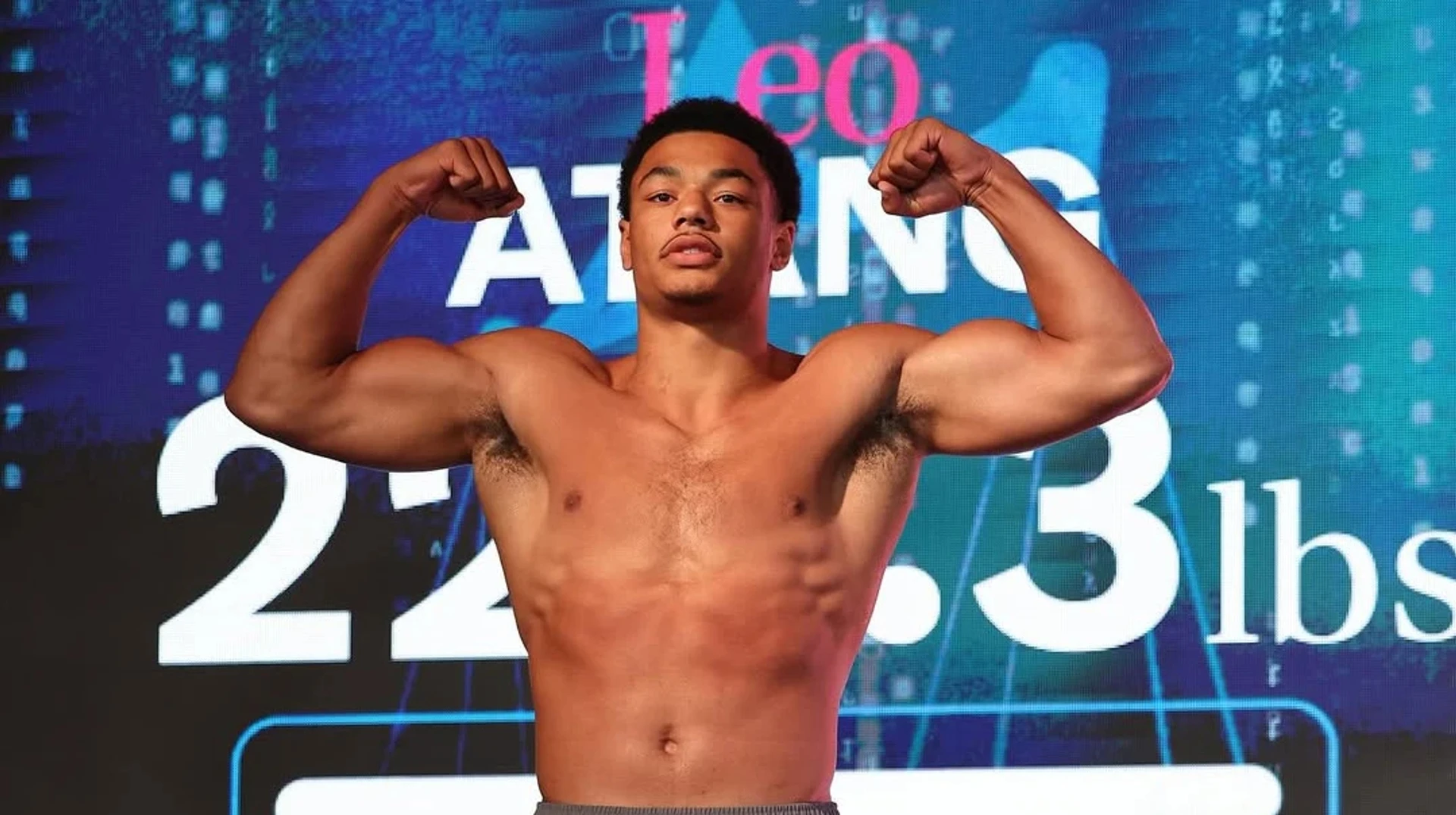 18-річний Лео Атанг здобув третю перемогу на профі-ринзі| Бокс | Champion.com.ua