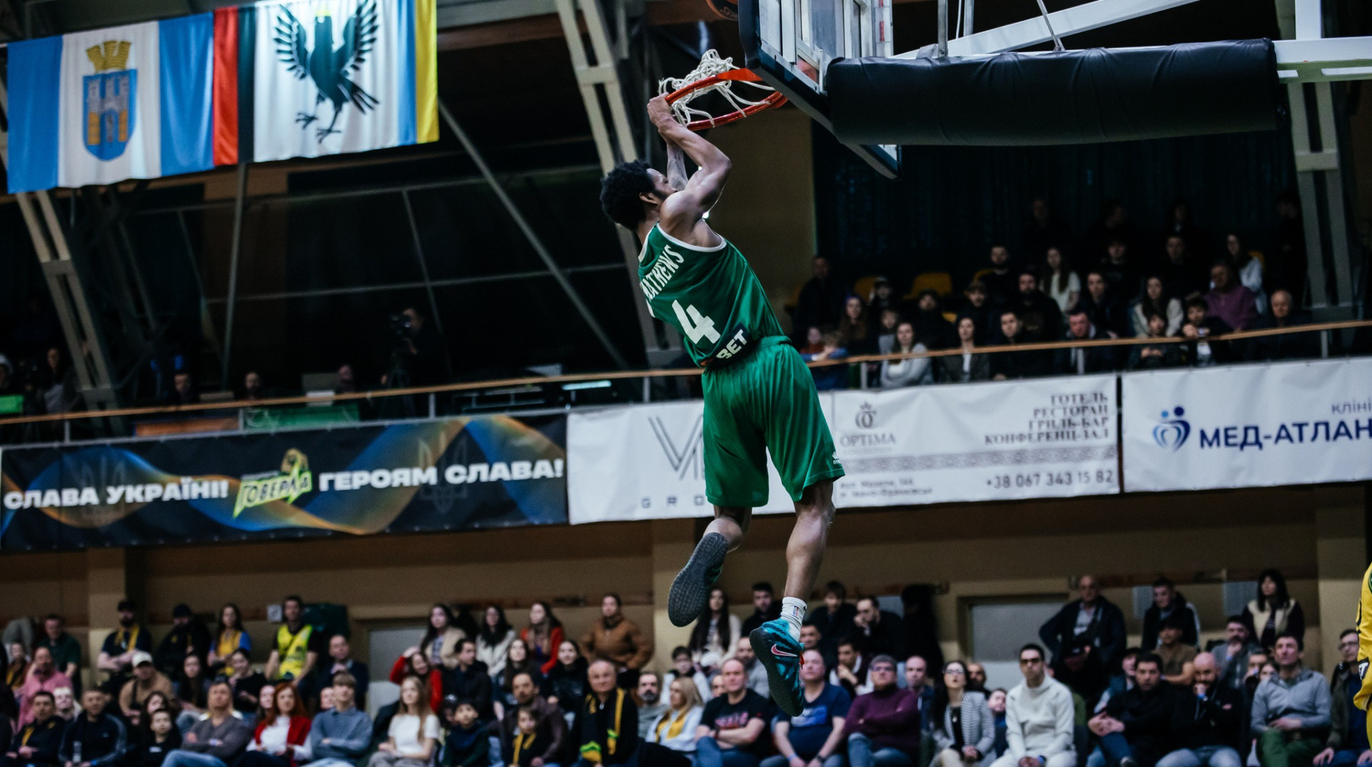 БК Запоріжжя повідомив про перенесення матчів Суперліги через ворожі обстріли