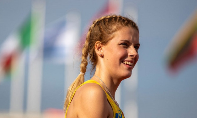 18-річна українка Магучіх, з особистим рекордом, здобула срібну медаль чемпіонату світу