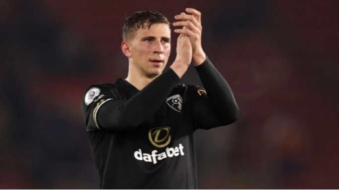 ПСЖ сподівається оформити трансфер Забарного до Суперкубка УЄФА