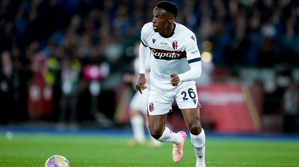 Замена или партнер для Забарного? Борнмут работает над трансфером защитника Болоньи