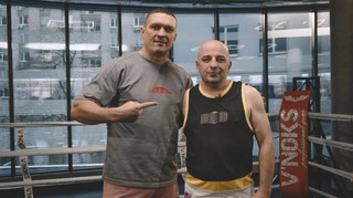 Готується до бою з Вайлдером? Усик показав інтенсивне тренування в Таїланді