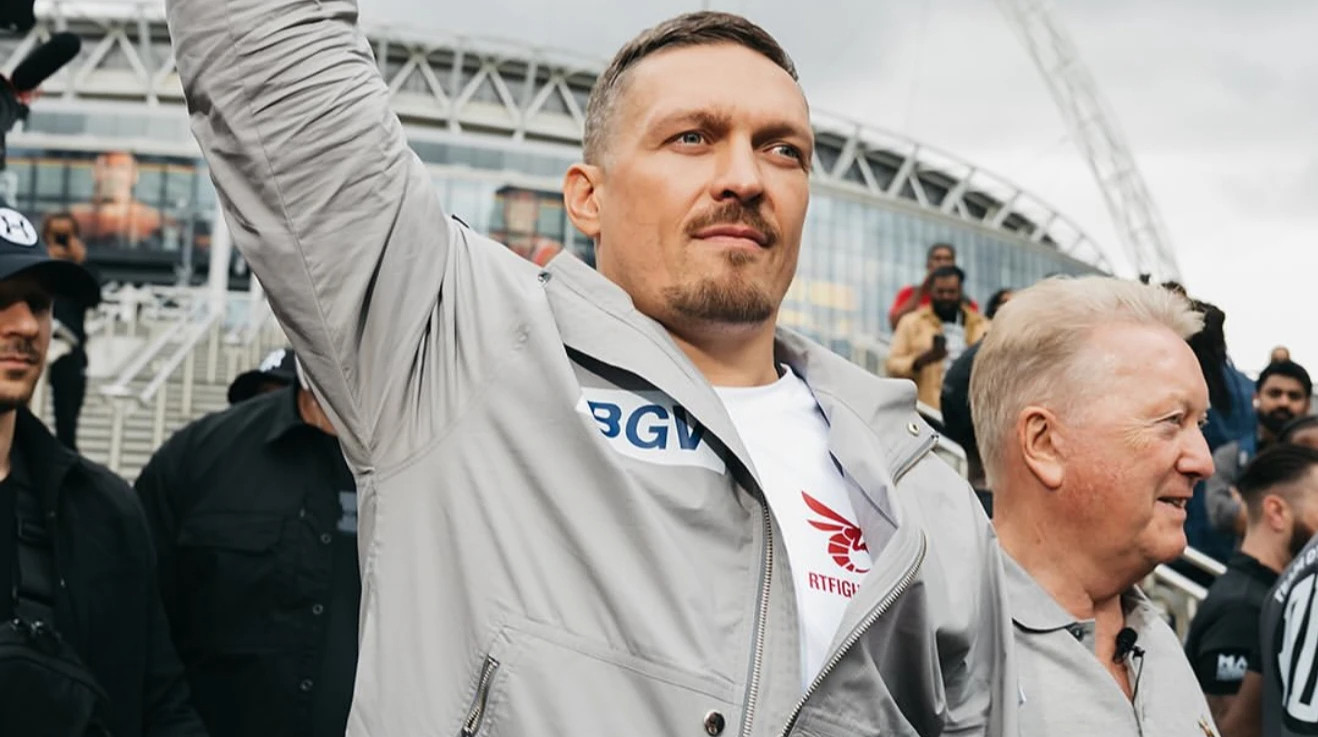 Йому нема чого доводити, – Льюїс розповів, коли Усик мав завершити кар'єру