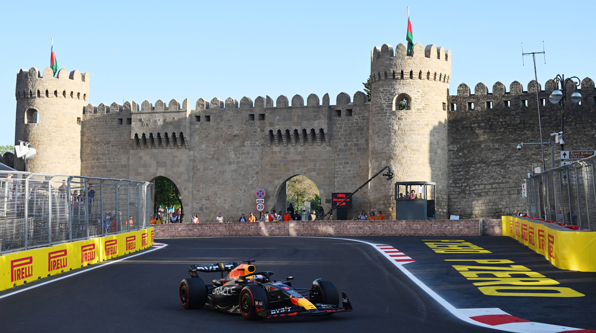 Гонка среди старых замков: история Гран-при Азербайджана