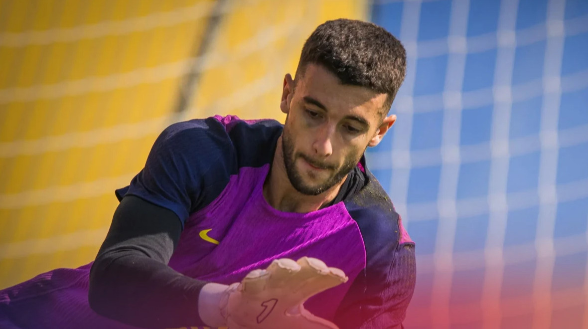 Вибув на 4-6 тижнів: голкіпер Барселони переніс операцію