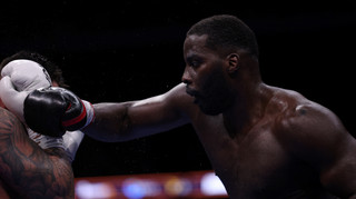 Наступний – Ітаума: Околі технічним нокаутом переміг Тетте