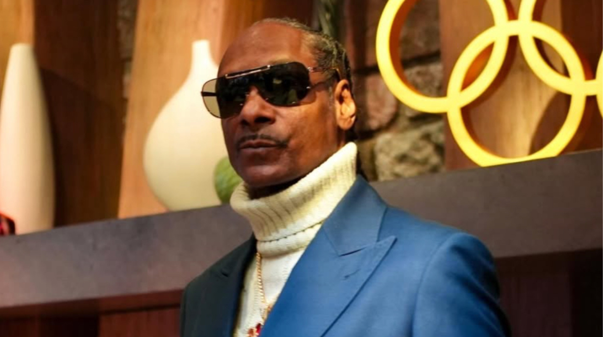 Віддячив за курячі крильця: репер Снуп Догг подарував персоналу ресторану квитки на Олімпіаду