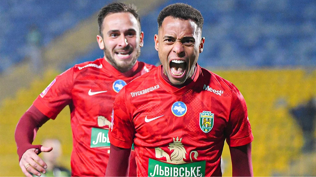Зоря – Карпати: де дивитися стартовий матч 15-го туру УПЛ