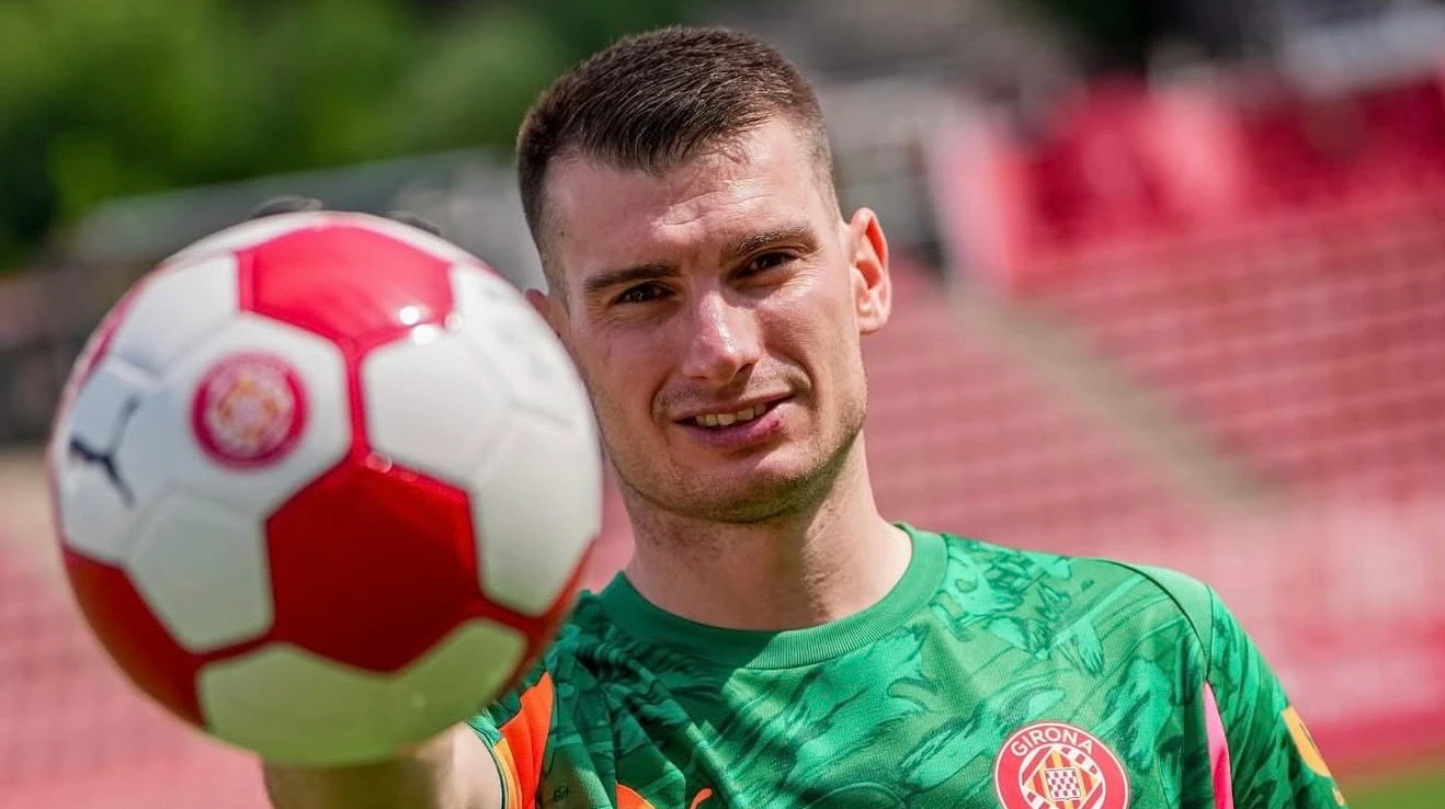 Жирона досрочно прекратила сотрудничество с голкипером сборной Хорватии