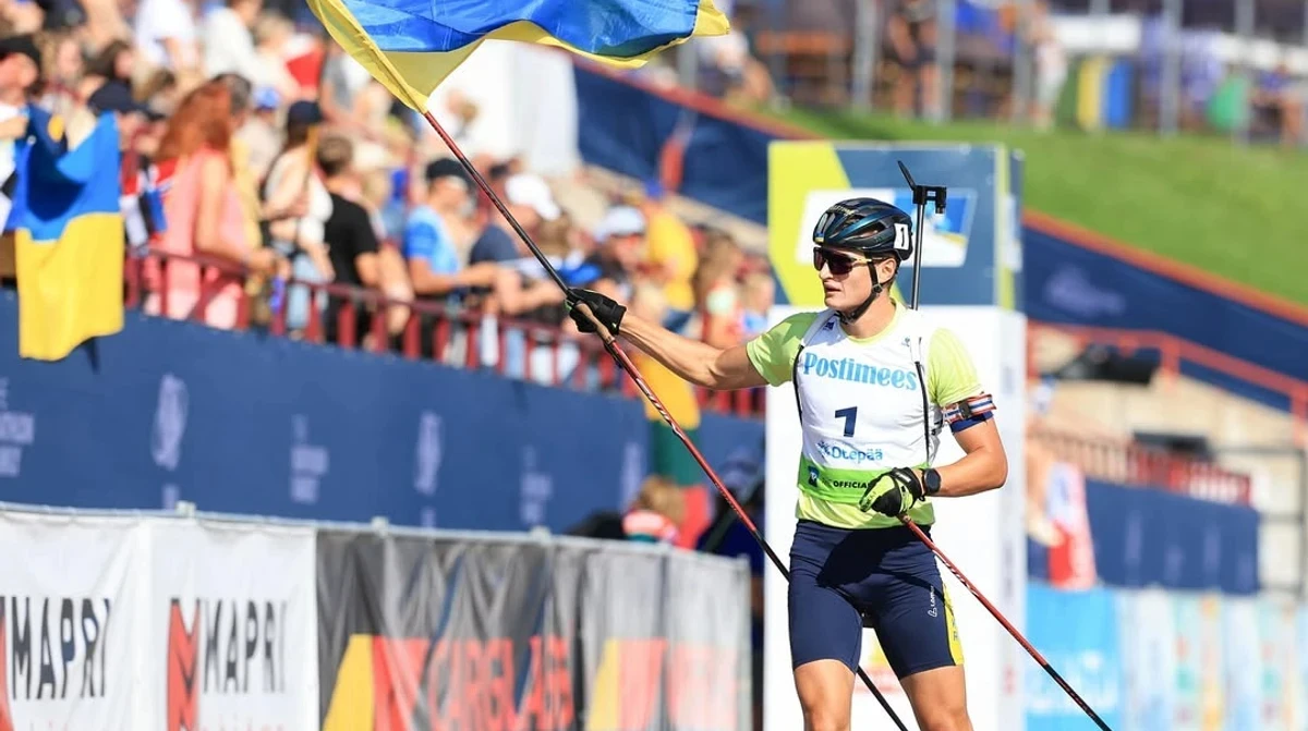 Навіть був лідером: українець Мандзин фінішував 9-м на City Biathlon 2026