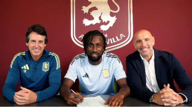 Астон Вілла підписала нападника Ніцци