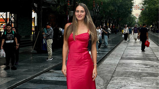 Костюк насмішила фанатів кумедним епізодом під час тренування із м'ячем для фітнесу