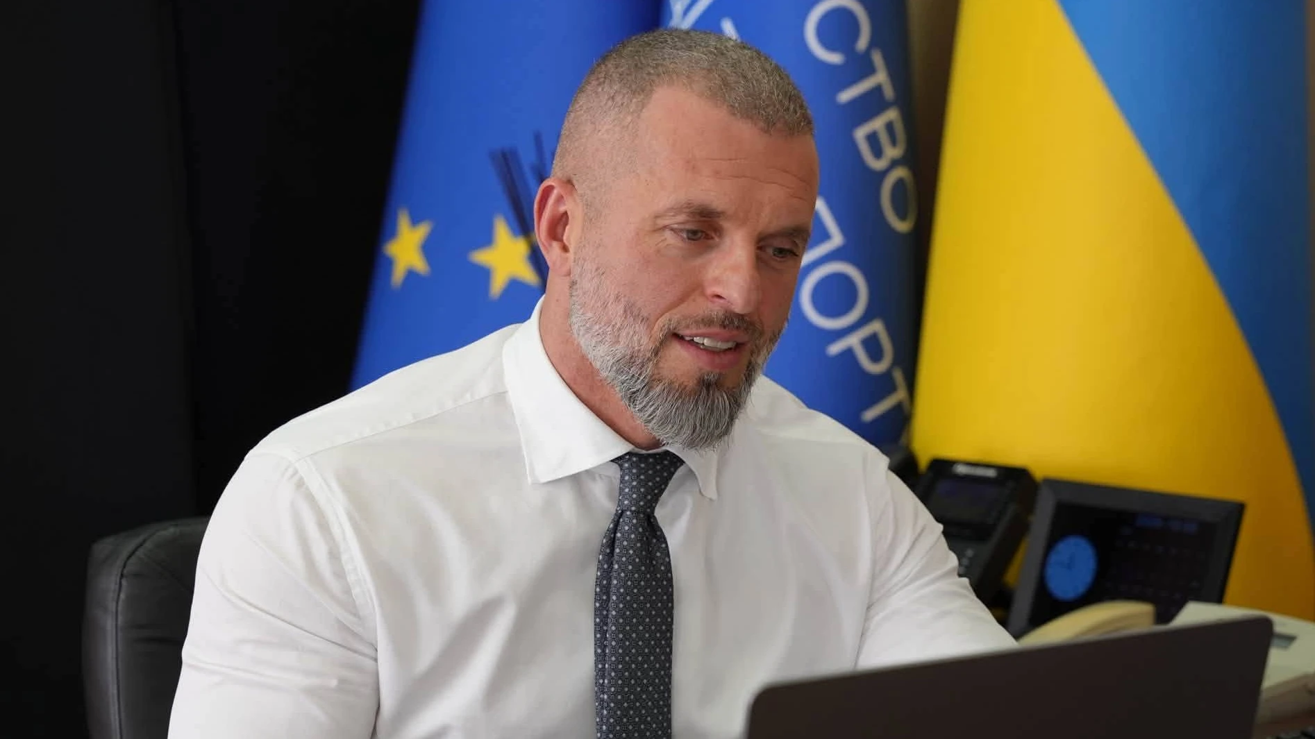 Єврокомісія може обмежити фінансування федерацій за російську символіку