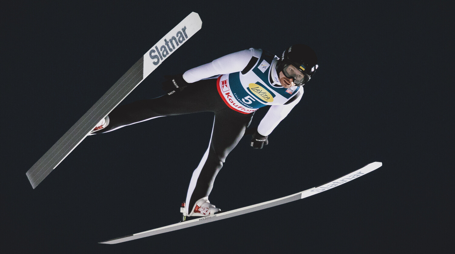 Прыжки с трамплина. Калиниченко прошел квалификацию в Фалуне