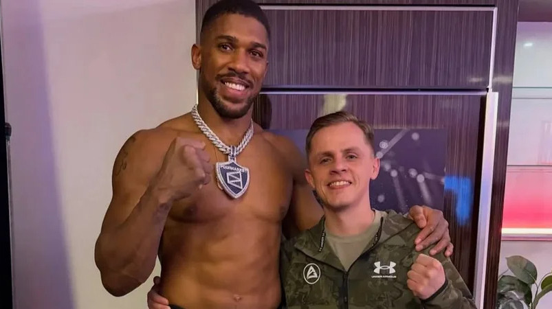 Трималось у таємниці: тренер Усика – про співпрацю з Джошуа