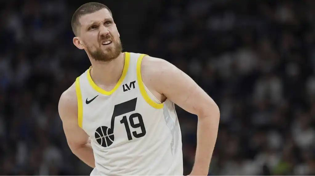 В ФБУ анонсировали возвращение Михайлюка на решающие матчи отбора ЧМ-2027