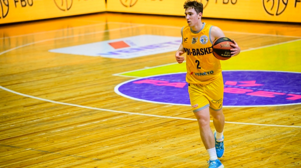 Разыгрывающий Киев-Баскета был признан лучшим игроком октября в Суперлиге