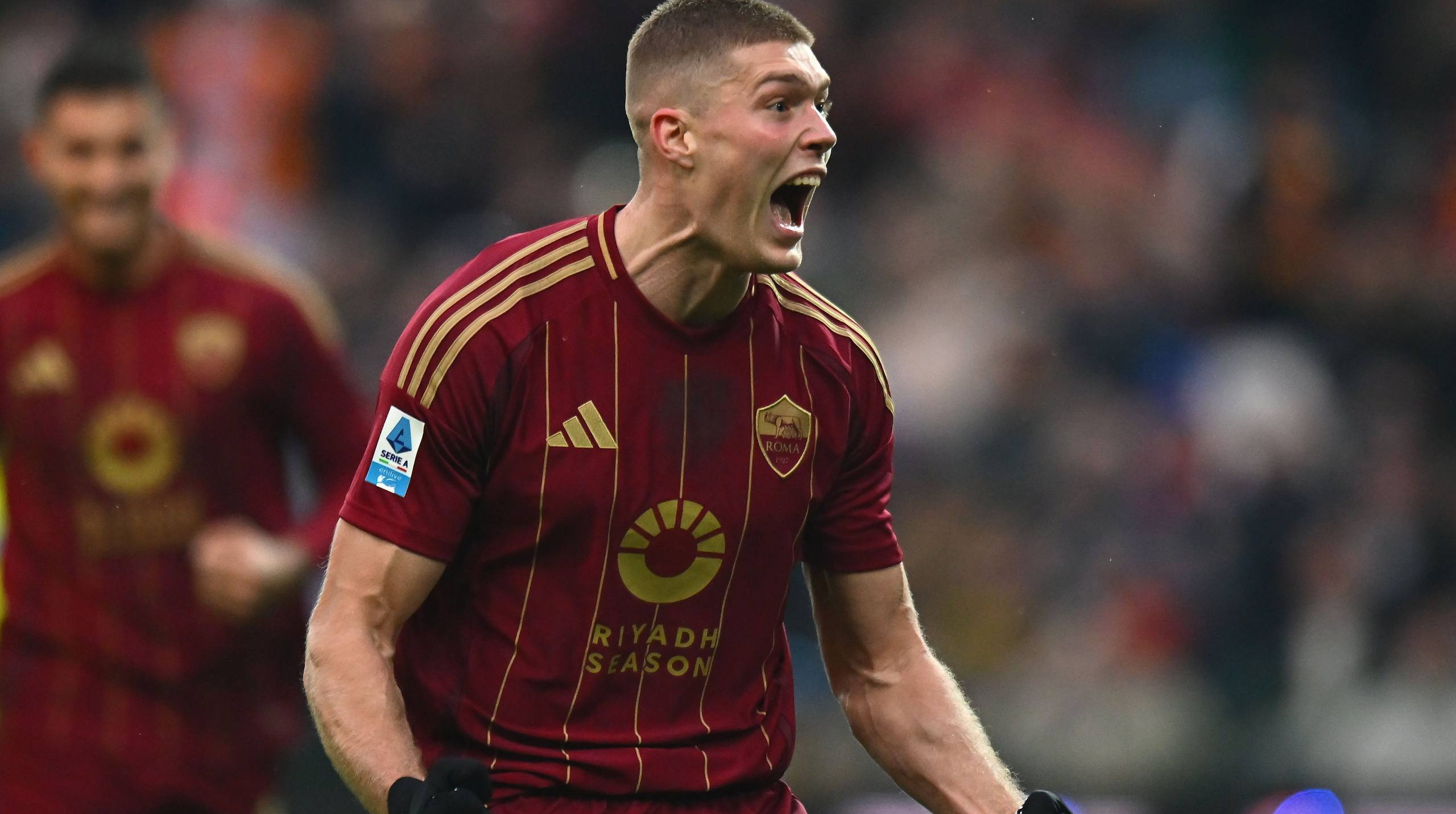 Стало известно, за сколько Рома готова продать Довбика