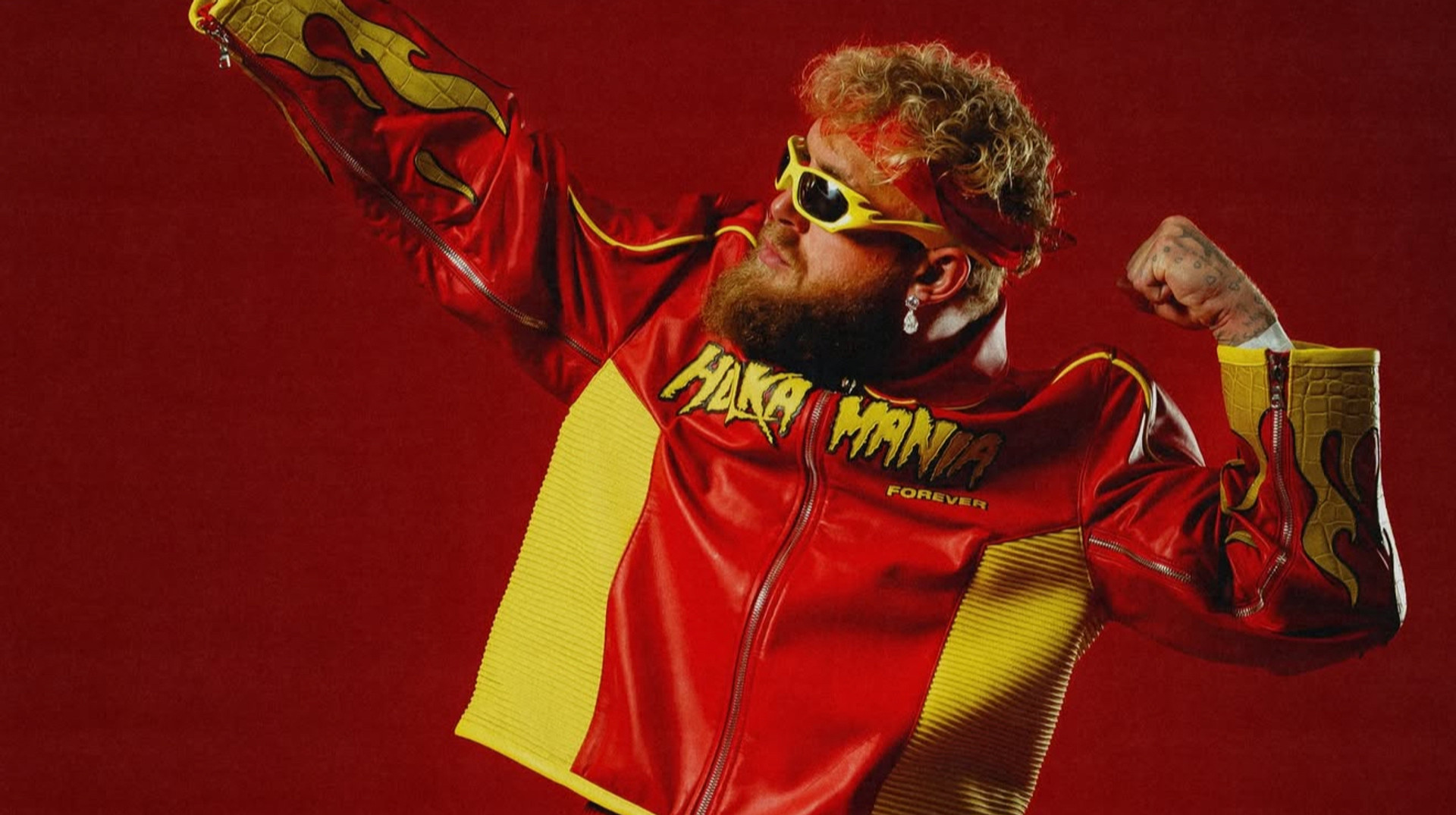 В стилі Халка Хогана: Джейк Пол вийде на бій з Джошуа у шортах з алігатора, якого власноруч вполював