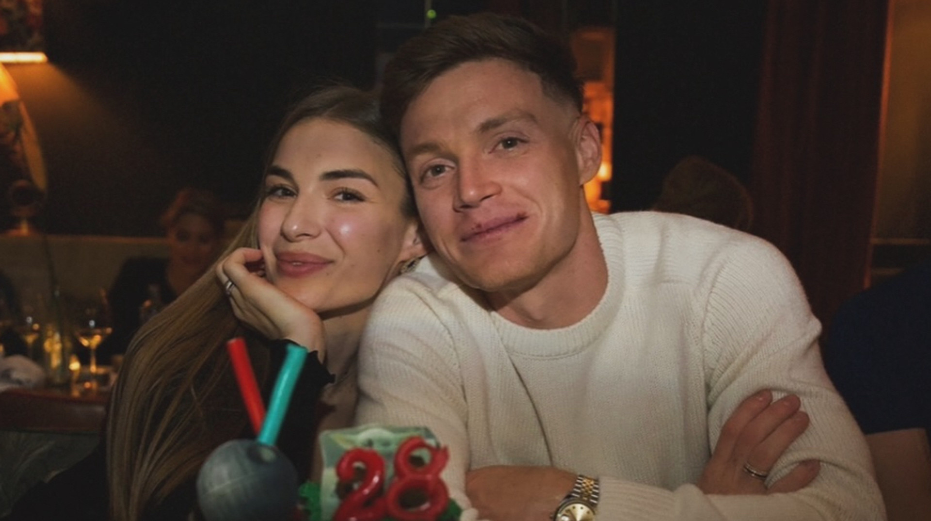 С семьей и друзьями: Цыганков показал, как отпраздновал 28-летие