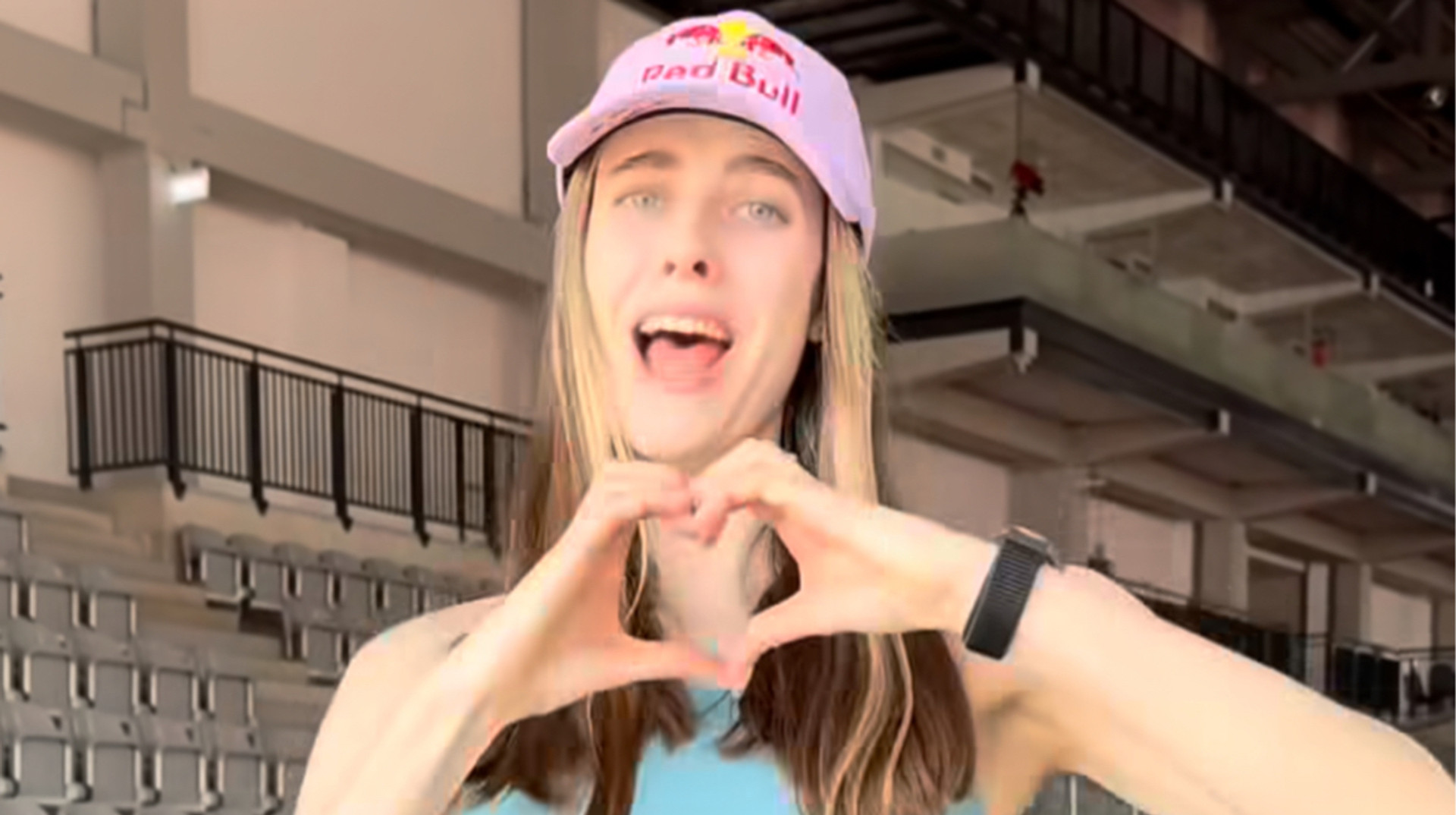 Я трохи зайнята: Магучіх запалила соцмережі відео під хіт Леді Гаги