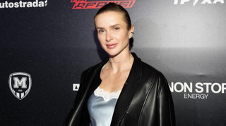 Квіти, РПГ та модні покази: Світоліна поділилася ефектними знімками з України