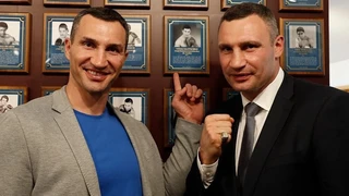 У два рази більше робив: колишній чемпіон порівняв підготовку братів Кличків до поєдинків