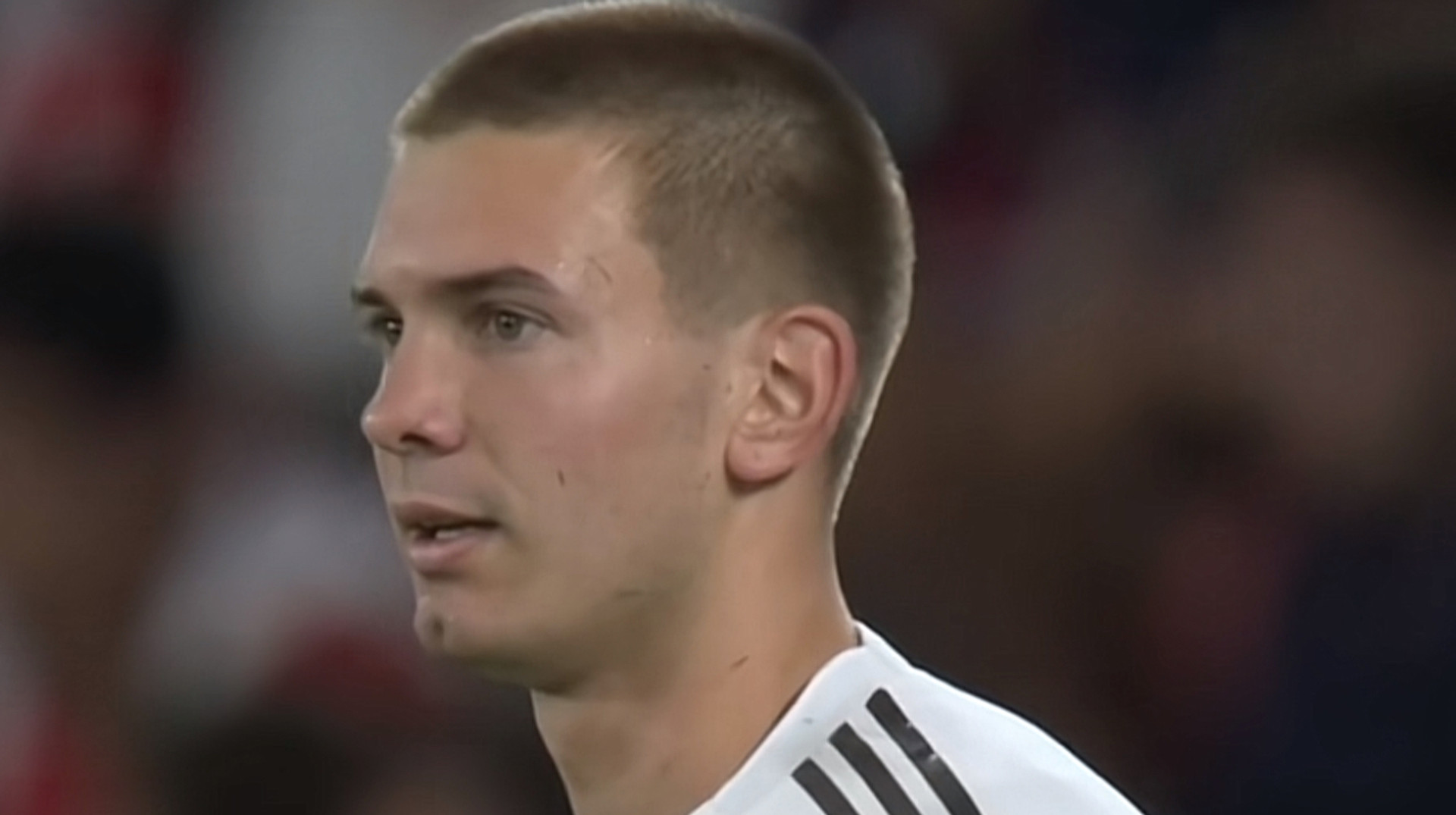 Молодий талант Реала епічно зганьбився у матчі з Леванте, намагаючись виконати витончений пас