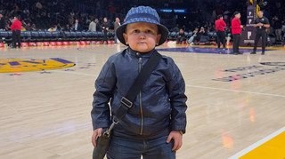 Барселона зганьбилася: клуб запросив російського блогера на відкриття Камп Ноу